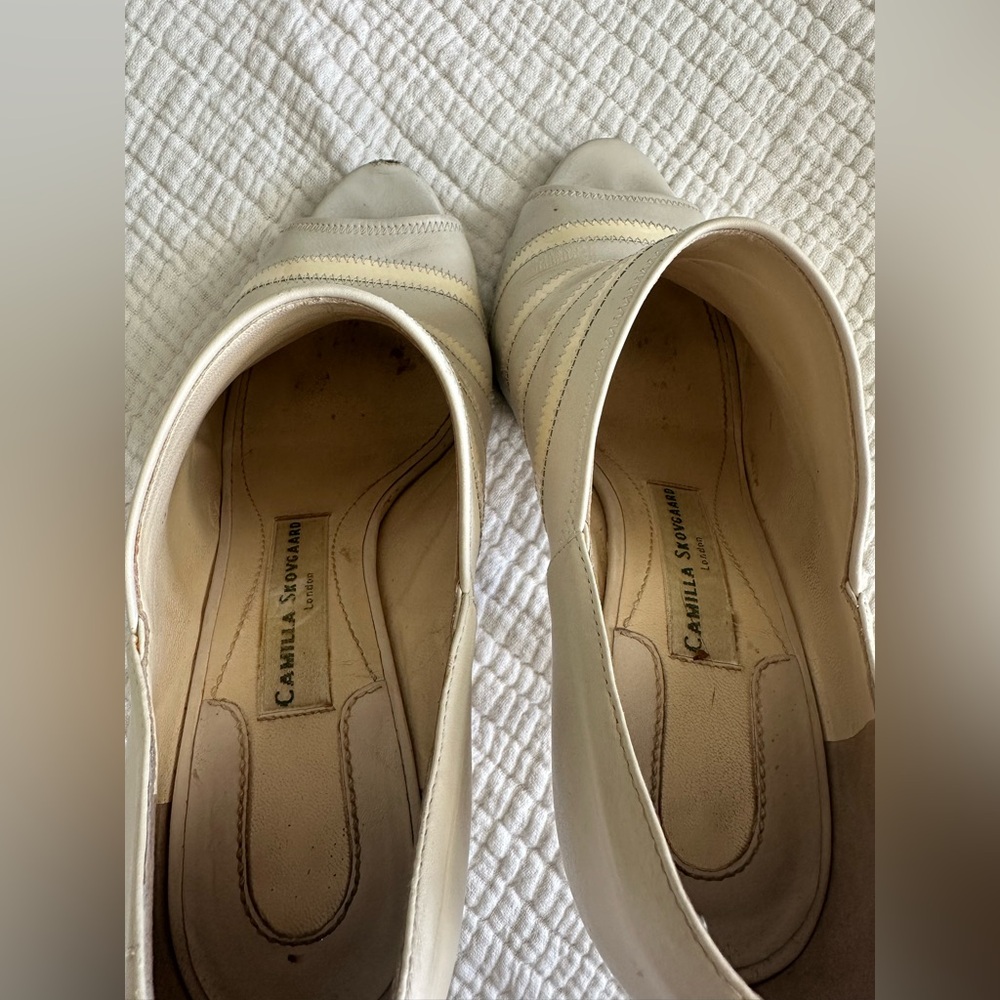 Camilla Skovgaard London leather Cream Peep-Toe Stilettos - Picture 9 of 16